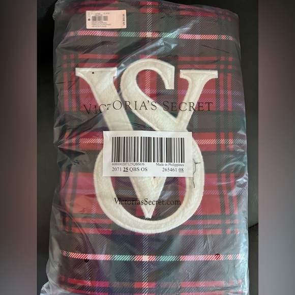 Victoria Secret plaid tote - Picture 8 of 11